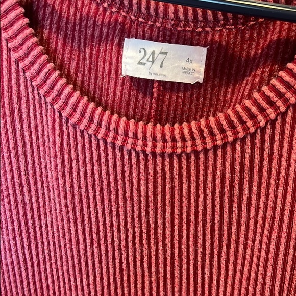 Red Ribbed Knit Top - Picture 2 of 2